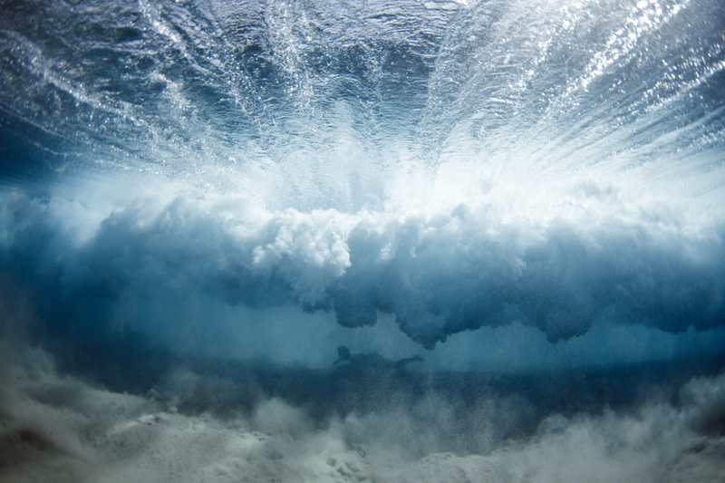 Illustration for article titled This is what it looks like to fight against the ocean